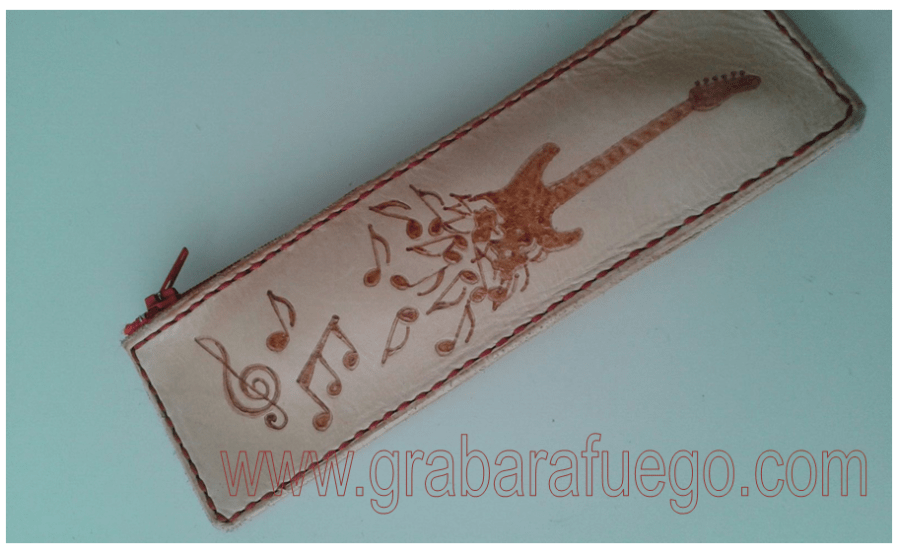 estuche guitarra.png
